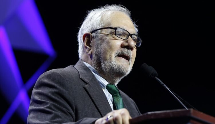 对话SignatureBank董事会成员前美国众议员BarneyFrank