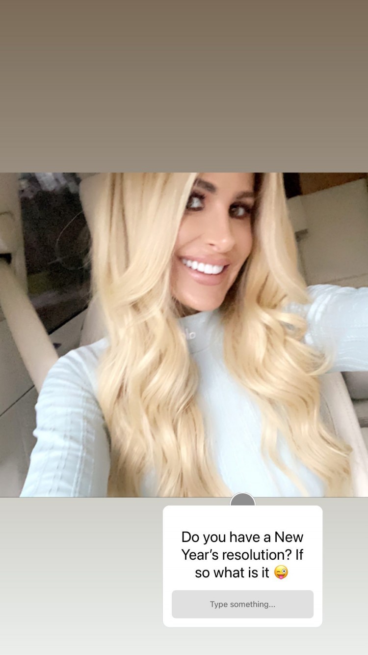 KIMZOLCIAK表示在丑陋的离婚中她将在2024年放弃那些不再对我有用的事情